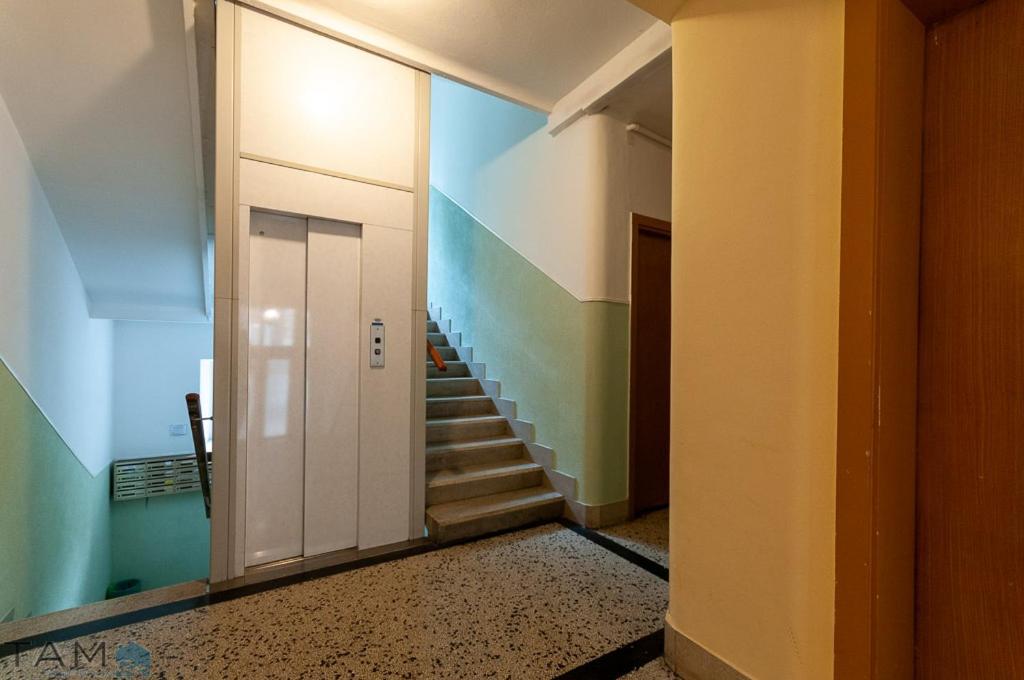 Dormire In Centro Trieste Studio Galleria 16 Екстериор снимка