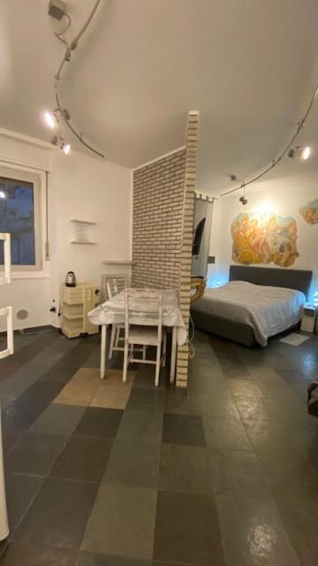 Dormire In Centro Trieste Studio Galleria 16 Екстериор снимка