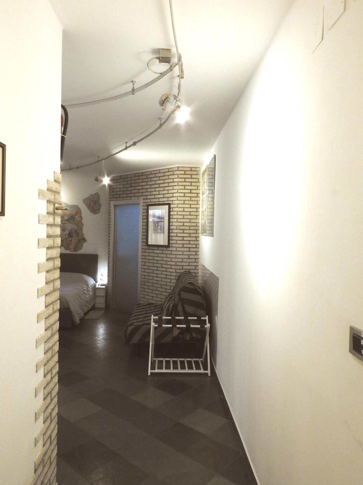 Dormire In Centro Trieste Studio Galleria 16 Екстериор снимка