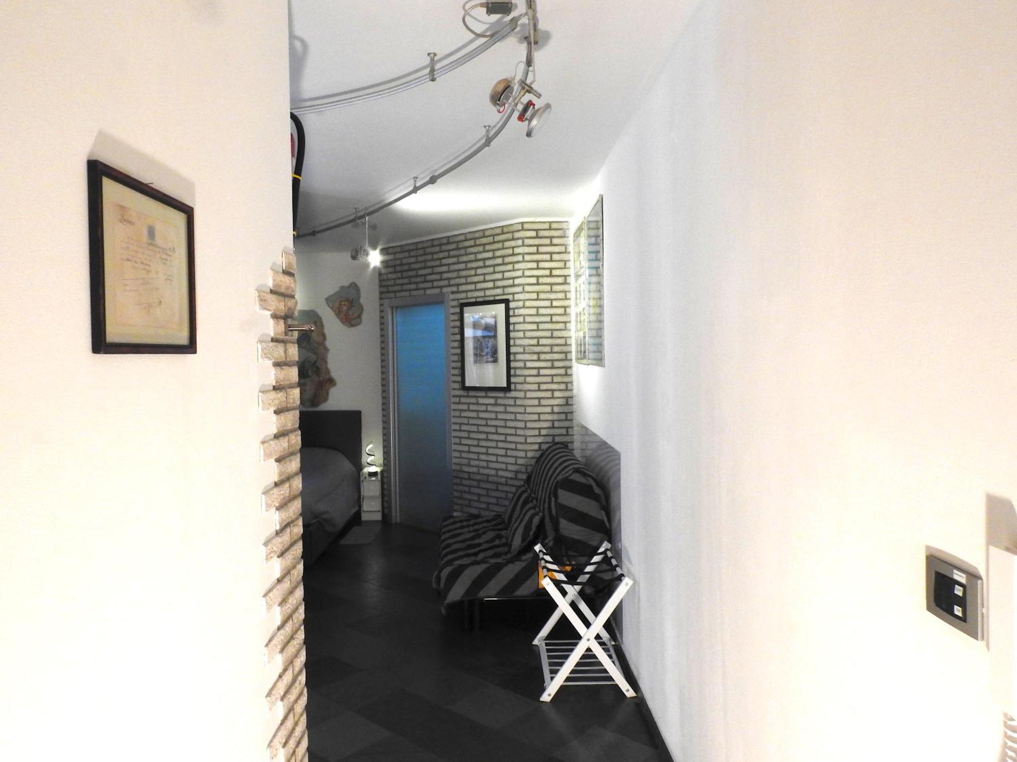 Dormire In Centro Trieste Studio Galleria 16 Екстериор снимка